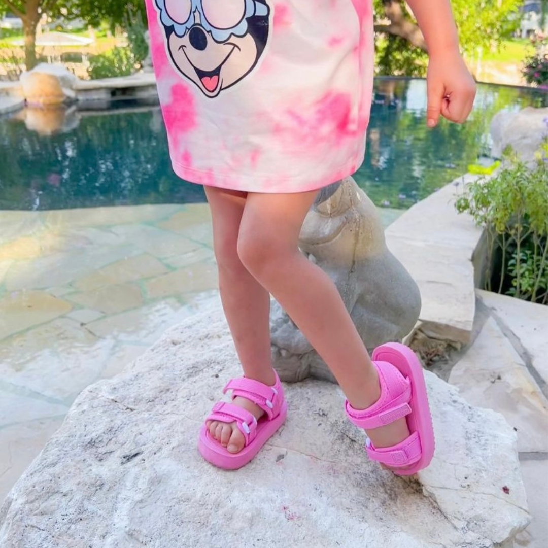 Waterproof Sandals / Pink