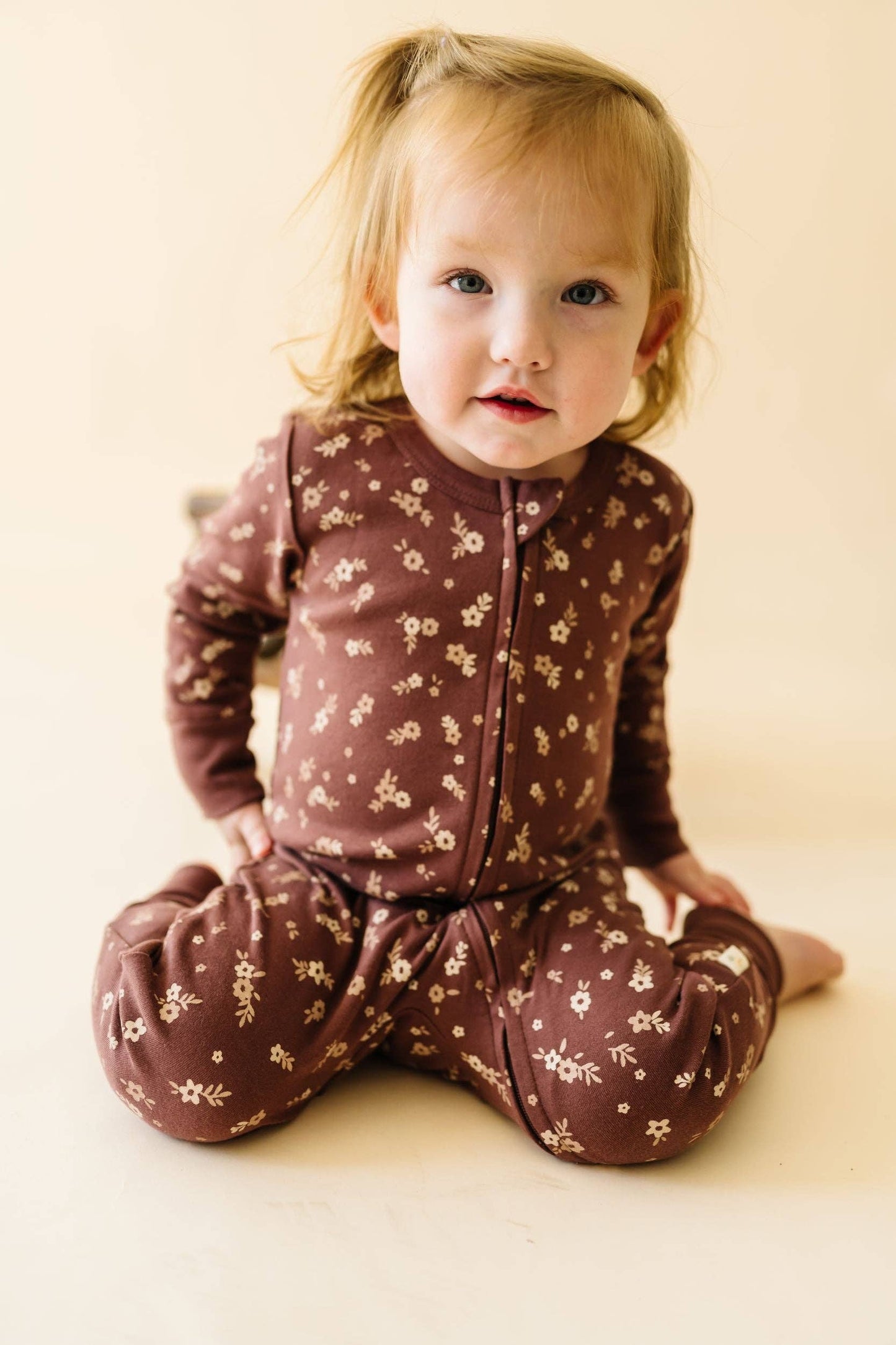 Organic 2-Way Zip Romper / Winter Bloom