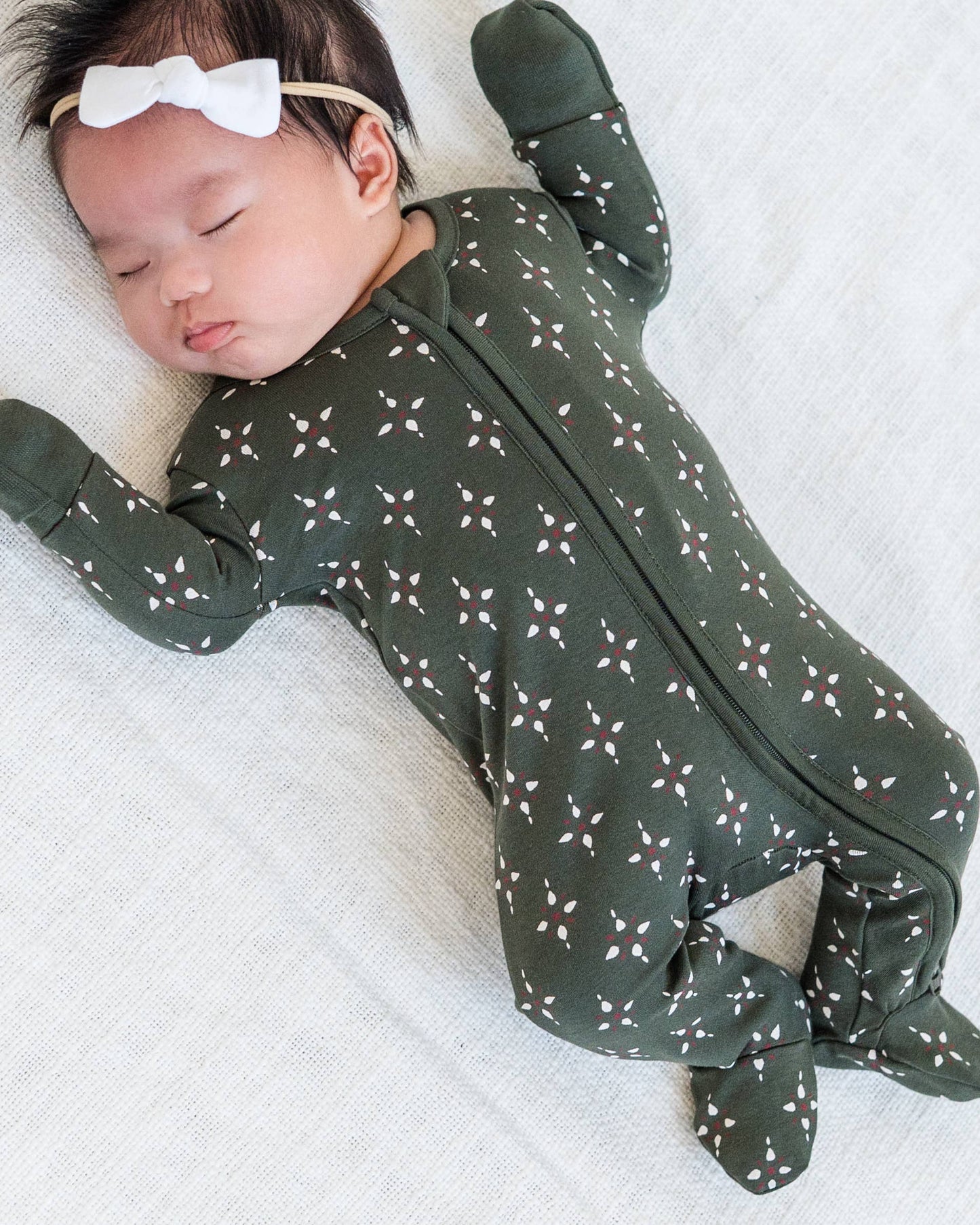 Organic Cotton Zipper Sleeper /Holiday Collection