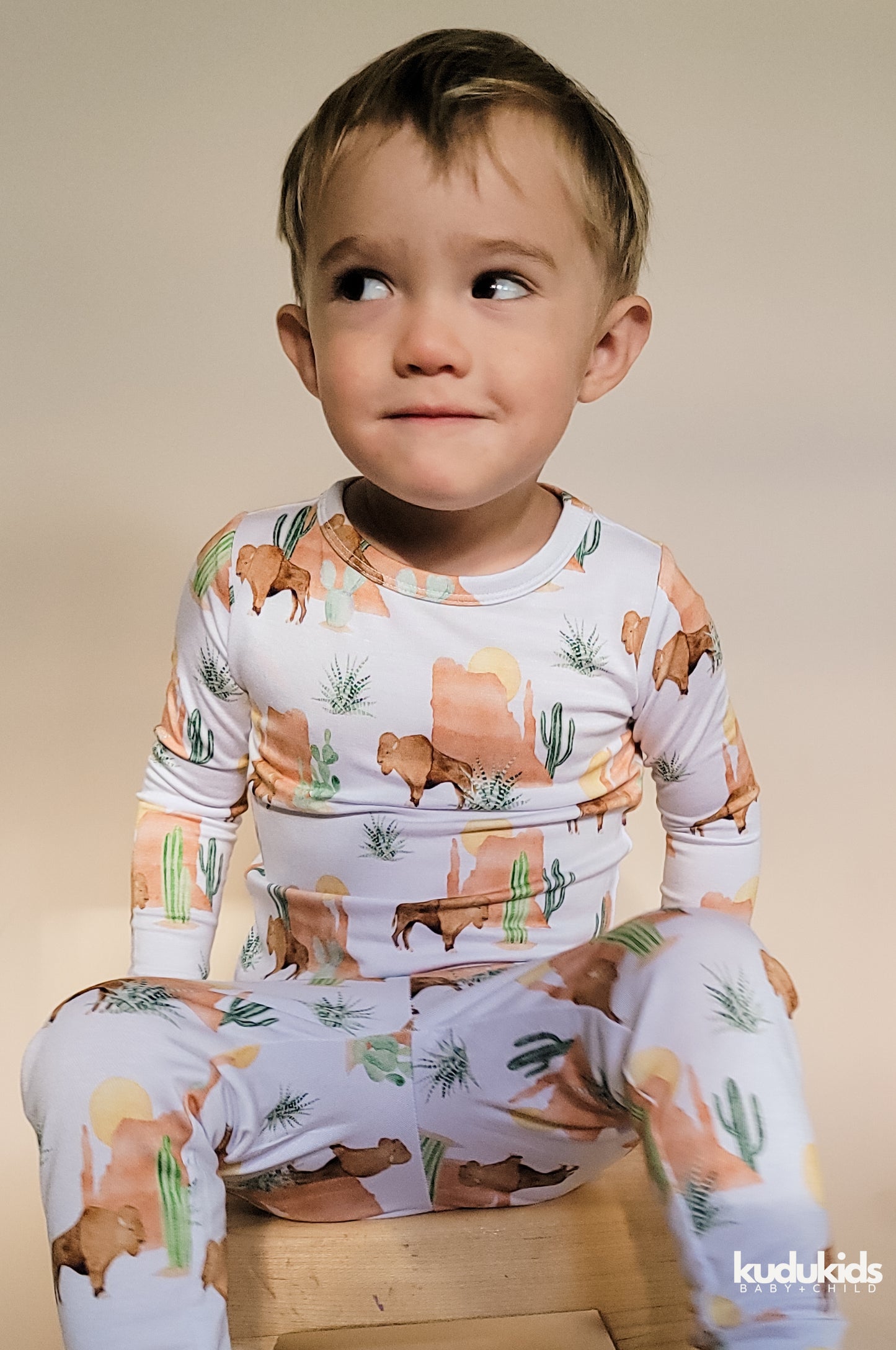 2-Piece Bamboo Pajamas / Bison